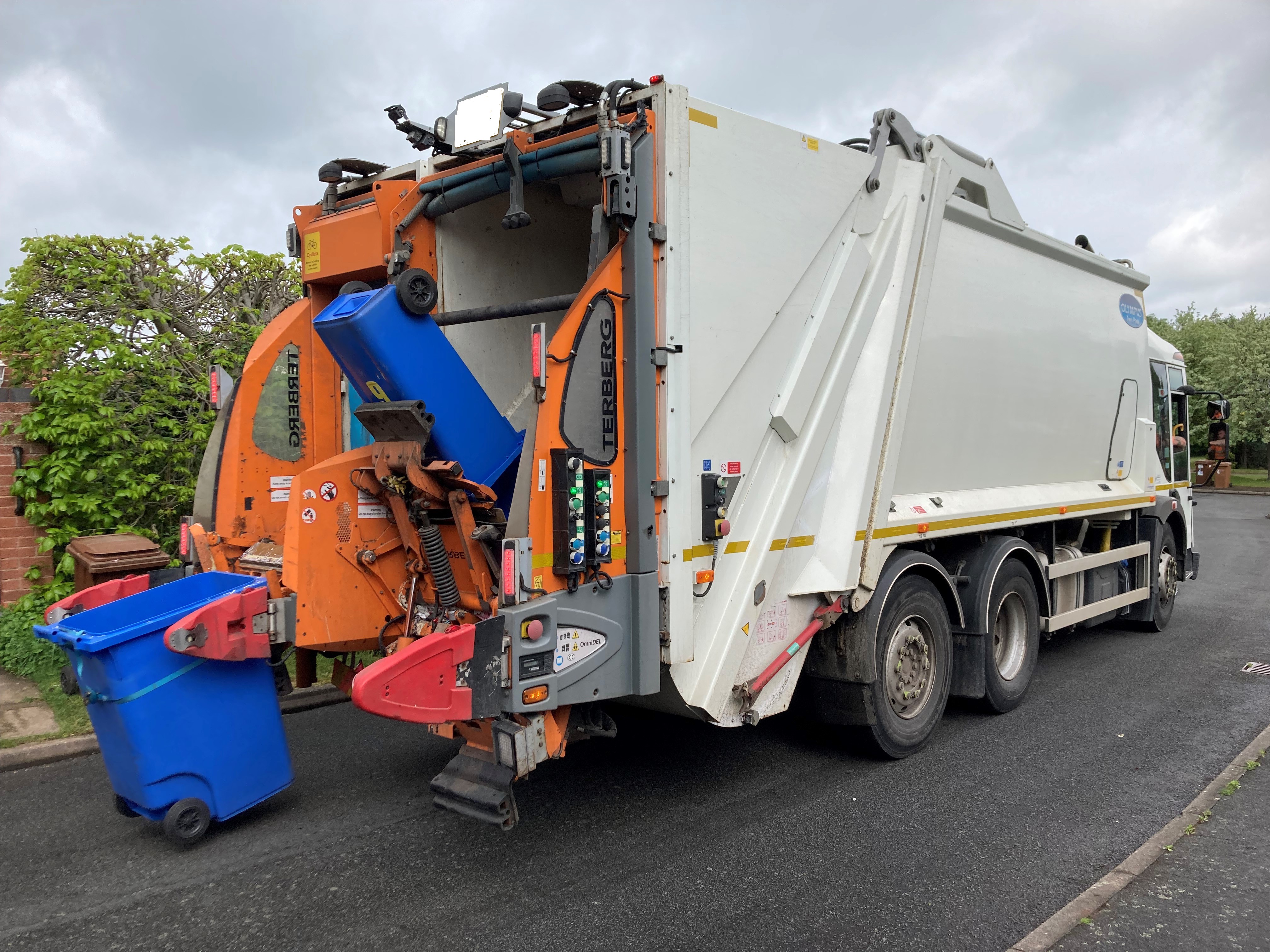 New fleet helps Lichfield and Tamworth improve quality of recycling collections
